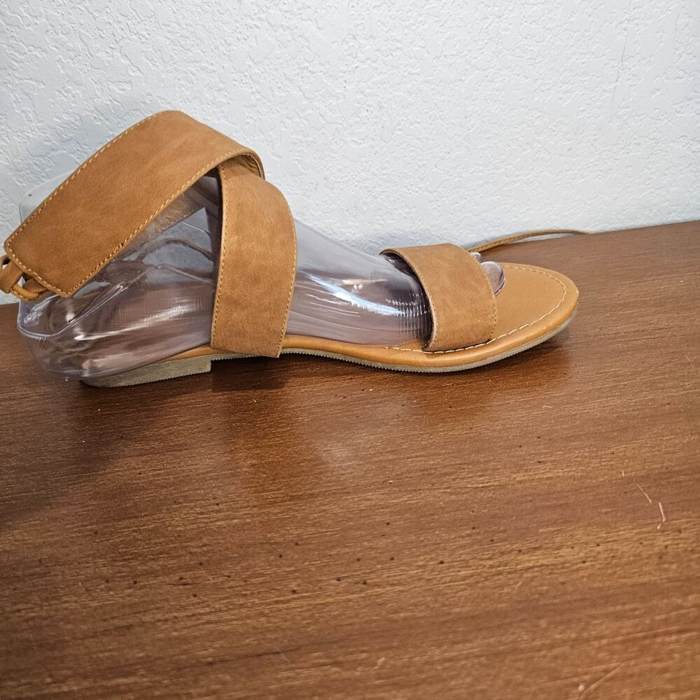 Cityclassified Camel Wrap Sandals - Picture 4 of 9
